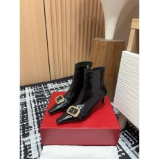 Roger Vivier Boots